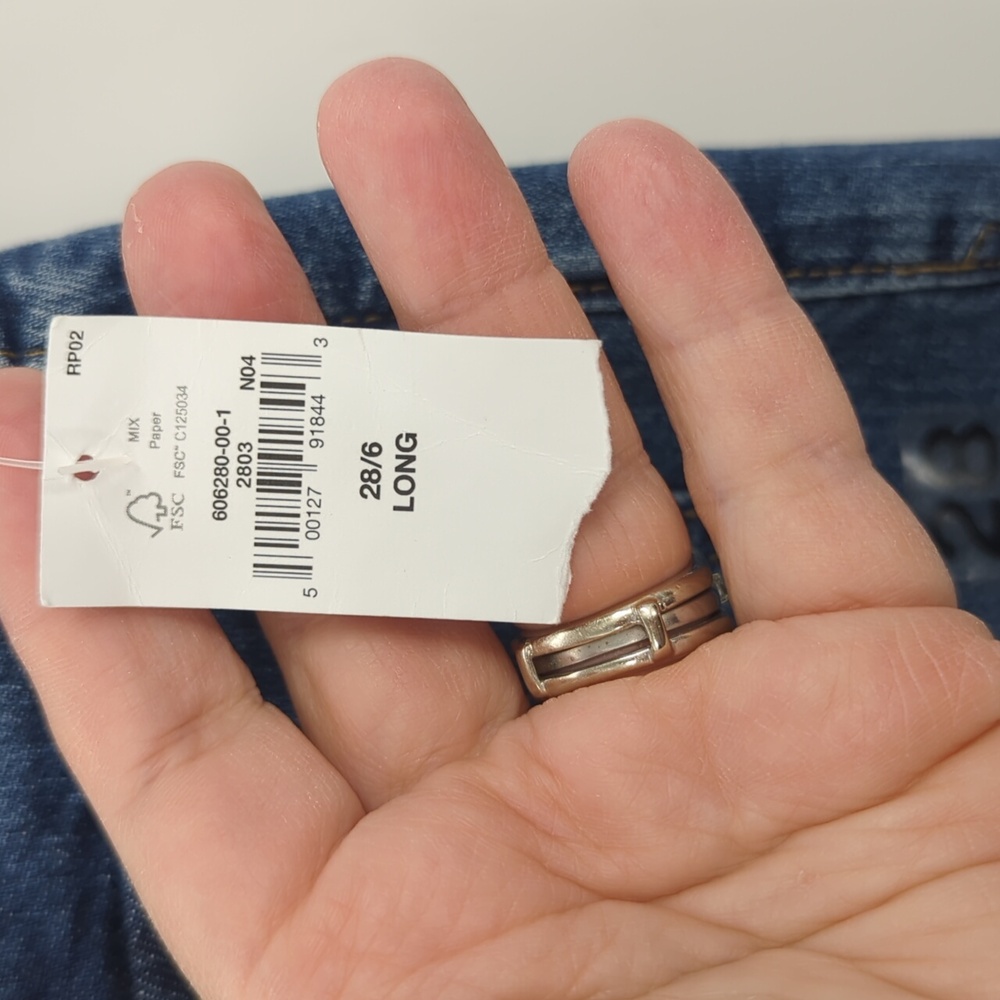 GAP *NWT* 28L High Rise '70s Flare Jeans, Medium Indigo Wash, Sz 28 Long - Picture 5 of 9